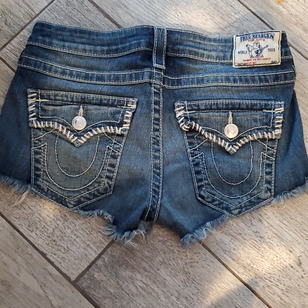 True Religion Woman's Cut-off shorts